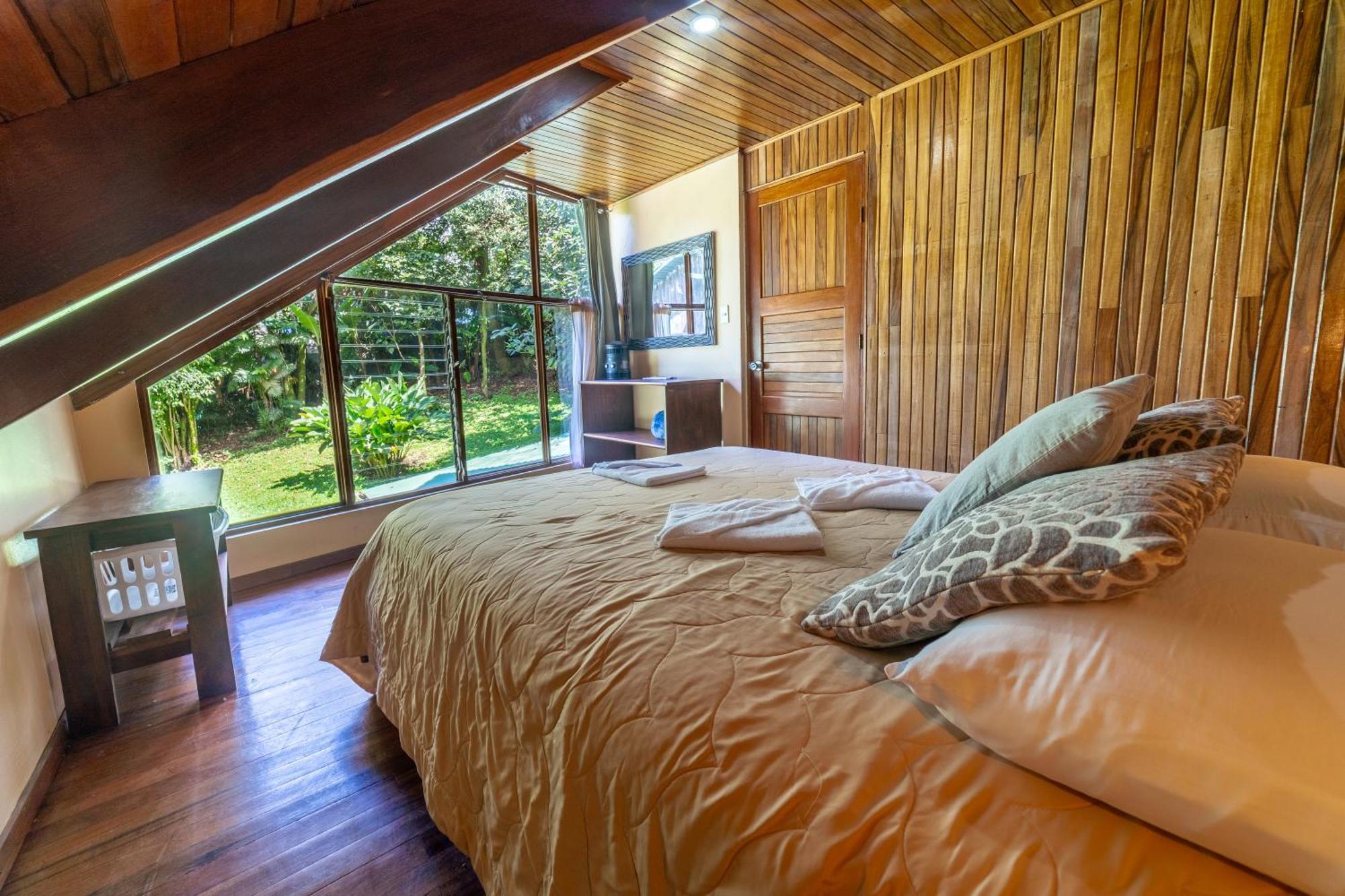 Casa Violeta Home Rentals Monteverde Екстер'єр фото