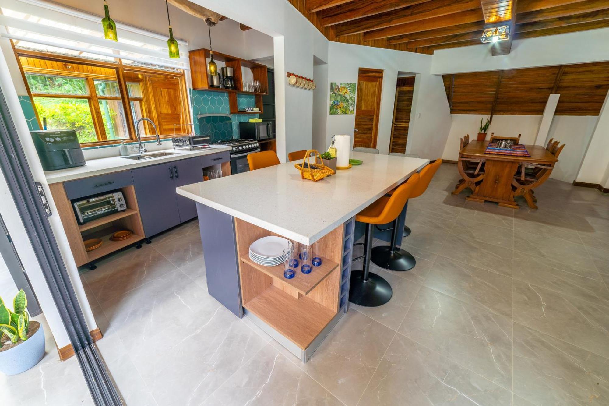 Casa Violeta Home Rentals Monteverde Екстер'єр фото