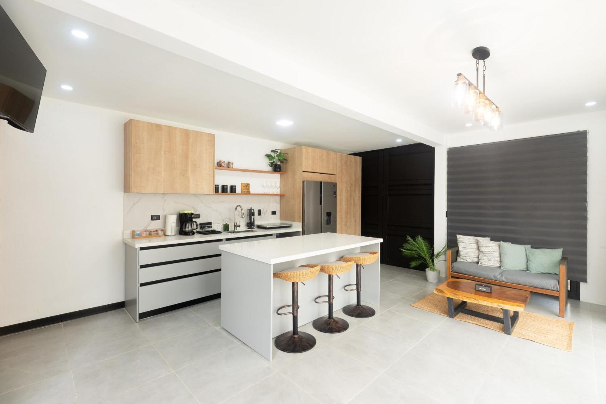 Casa Violeta Home Rentals Monteverde Екстер'єр фото